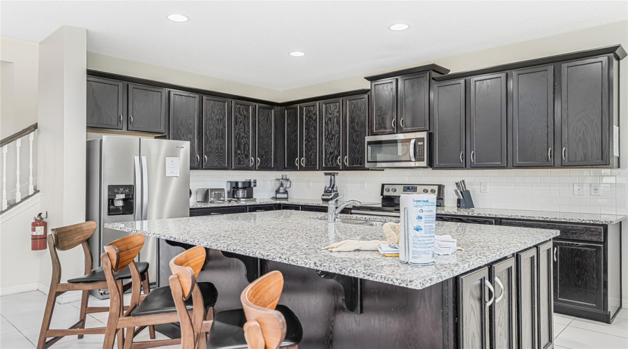 Kissimmee, Florida 34747, 6 Bedrooms Bedrooms, ,5 Bathroomsbathrooms,Residential,For Sale,Caribbean View,Mfro6188557