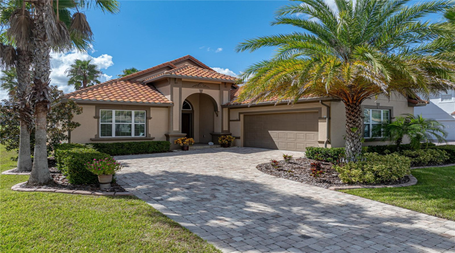 Davenport, Florida 33837, 3 Bedrooms Bedrooms, ,3 Bathroomsbathrooms,Residential,For Sale,Pinehurst,Mfrs5112469