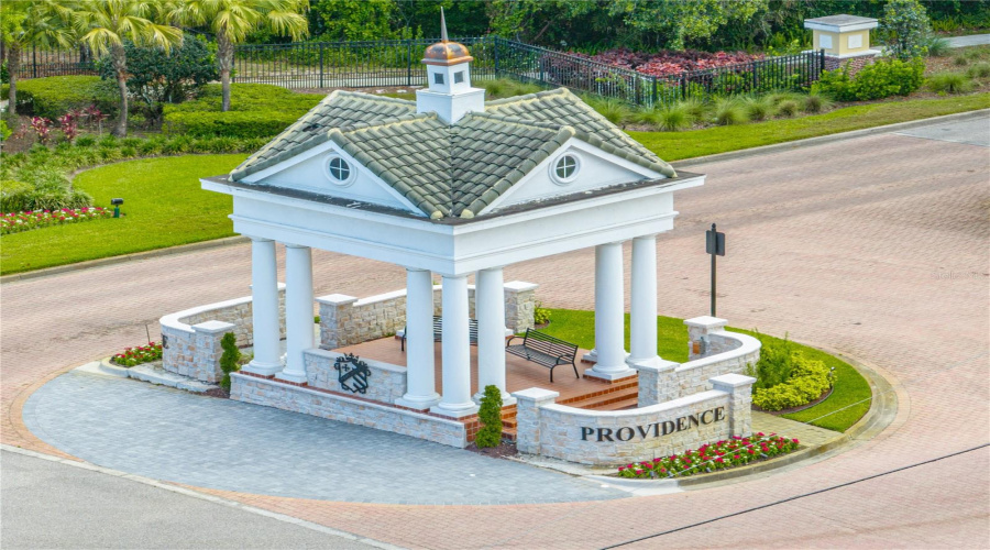 Providence Entrance Off Hwy 17/92