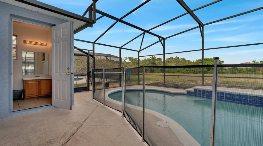 Davenport, Florida 33896, 5 Bedrooms Bedrooms, ,4 Bathroomsbathrooms,Residential,For Sale,Pine Ridge,Mfro6286472