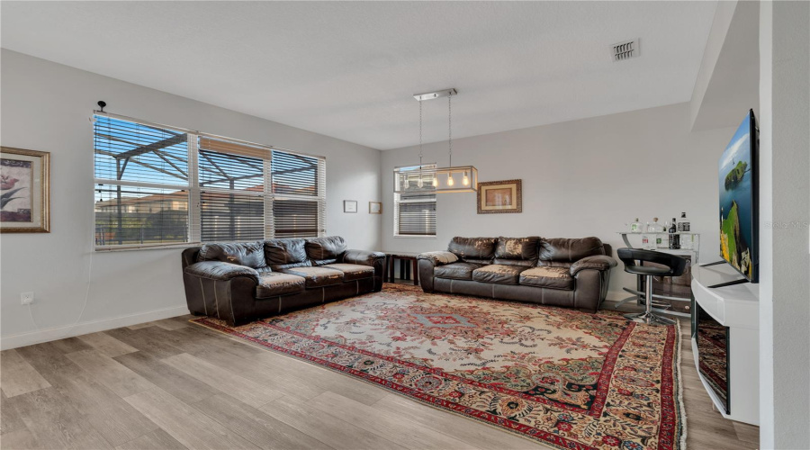 Davenport, Florida 33896, 5 Bedrooms Bedrooms, ,4 Bathroomsbathrooms,Residential,For Sale,Pine Ridge,Mfro6286472