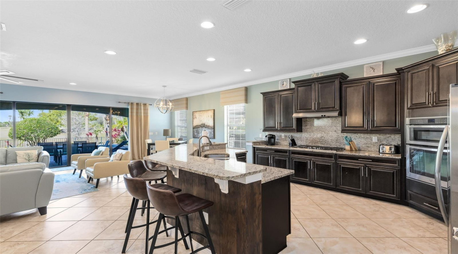Reunion, Florida 34747, 6 Bedrooms Bedrooms, ,5 Bathroomsbathrooms,Residential,For Sale,Castle Pines,Mfro6286215