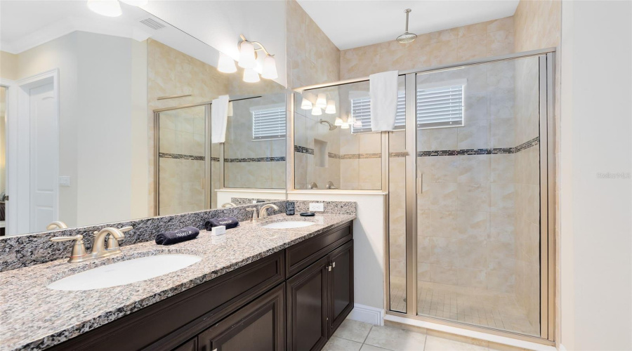Reunion, Florida 34747, 6 Bedrooms Bedrooms, ,5 Bathroomsbathrooms,Residential,For Sale,Castle Pines,Mfro6286215