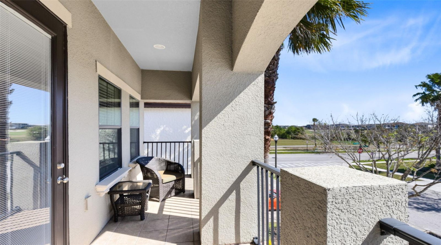 Reunion, Florida 34747, 6 Bedrooms Bedrooms, ,5 Bathroomsbathrooms,Residential,For Sale,Castle Pines,Mfro6286215