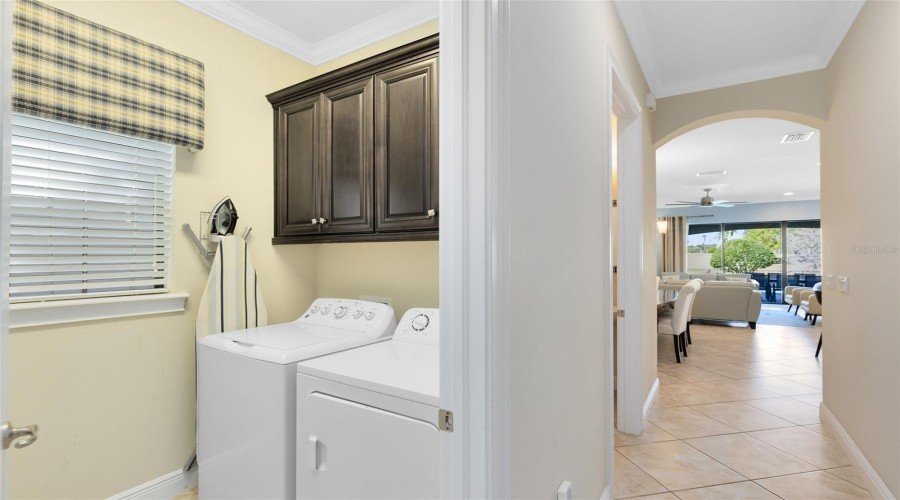 Reunion, Florida 34747, 6 Bedrooms Bedrooms, ,5 Bathroomsbathrooms,Residential,For Sale,Castle Pines,Mfro6286215
