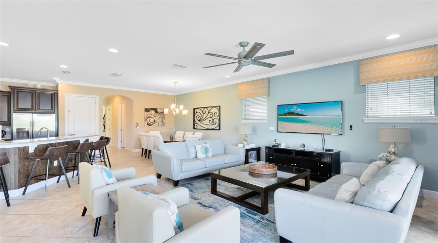 Reunion, Florida 34747, 6 Bedrooms Bedrooms, ,5 Bathroomsbathrooms,Residential,For Sale,Castle Pines,Mfro6286215