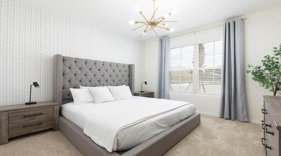 Davenport, Florida 33837, 7 Bedrooms Bedrooms, ,5 Bathroomsbathrooms,Residential,For Sale,Oakmoss,Mfro6289102
