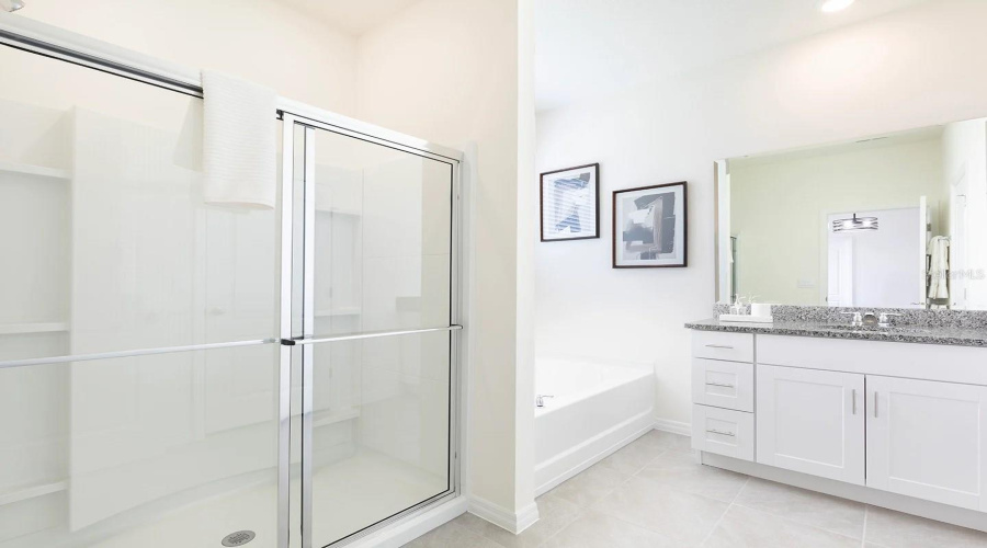 Davenport, Florida 33837, 7 Bedrooms Bedrooms, ,5 Bathroomsbathrooms,Residential,For Sale,Oakmoss,Mfro6289102