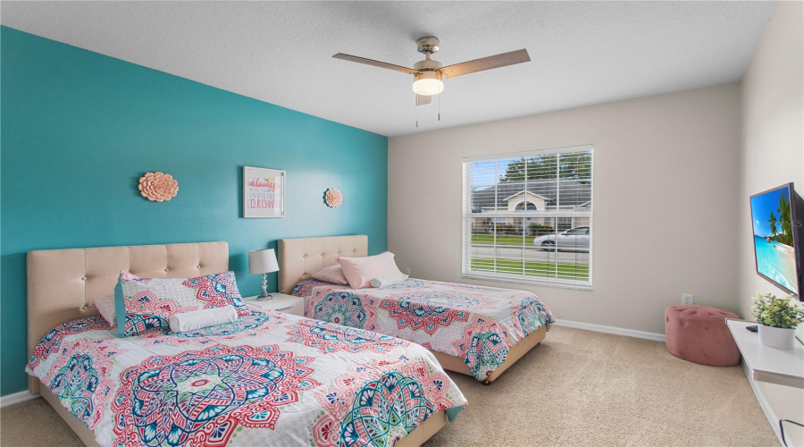 Davenport, Florida 33897, 5 Bedrooms Bedrooms, ,3 Bathroomsbathrooms,Residential,For Sale,Moscato,Mfrs5122486