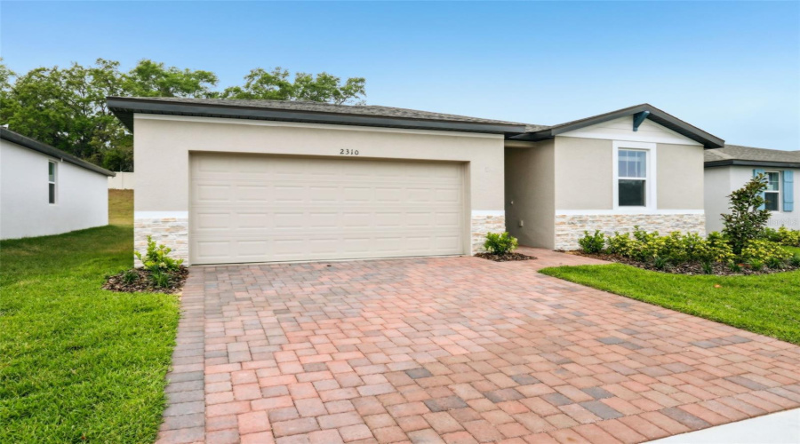 Davenport, Florida 33837, 3 Bedrooms Bedrooms, ,2 Bathroomsbathrooms,Residential,For Sale,White Tail,Mfro6286485