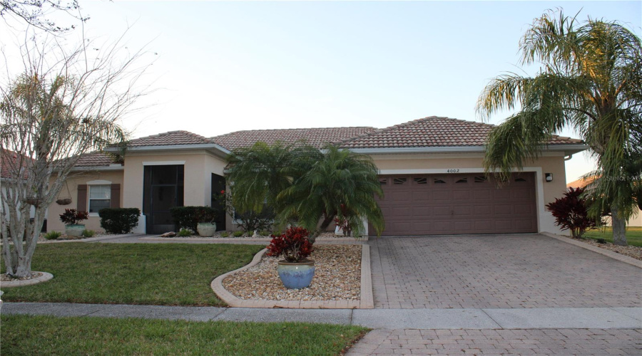 Kissimmee, Florida 34746, 3 Bedrooms Bedrooms, ,2 Bathroomsbathrooms,Residential,For Sale,Bougainvillea,Mfrtb8361124