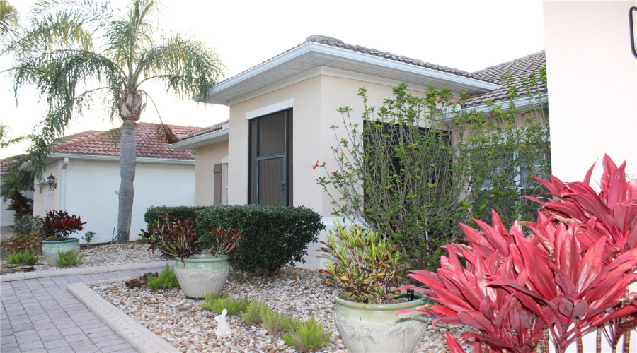 Kissimmee, Florida 34746, 3 Bedrooms Bedrooms, ,2 Bathroomsbathrooms,Residential,For Sale,Bougainvillea,Mfrtb8361124