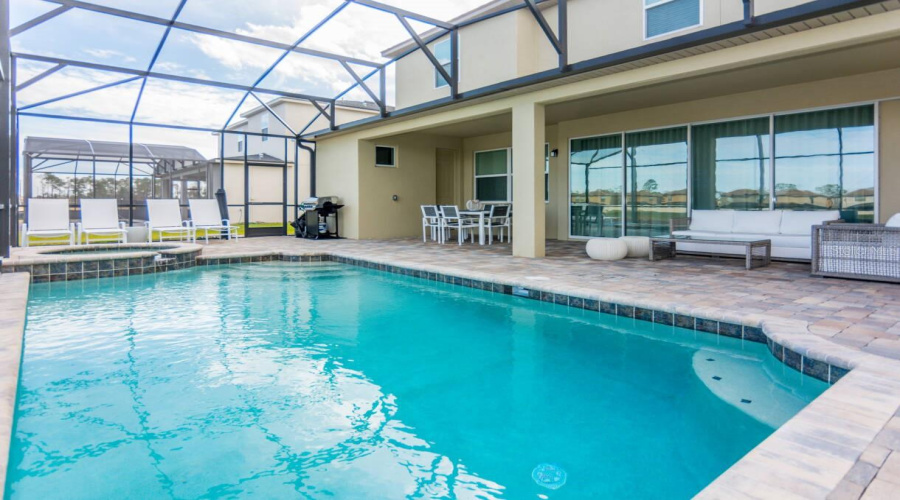 Kissimmee, Florida 34747, 9 Bedrooms Bedrooms, ,6 Bathroomsbathrooms,Residential,For Sale,Fleming Mist,Mfro6288712