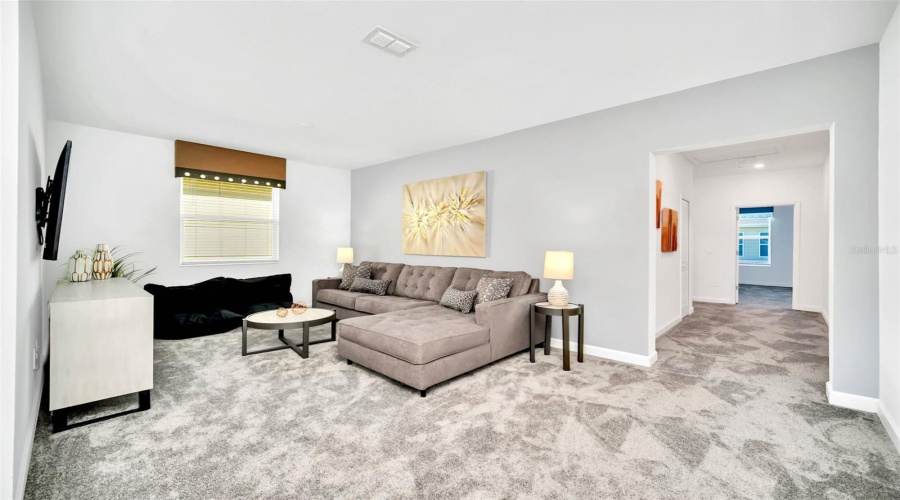 Kissimmee, Florida 34746, 6 Bedrooms Bedrooms, ,5 Bathroomsbathrooms,Residential,For Sale,Petition,Mfro6288699