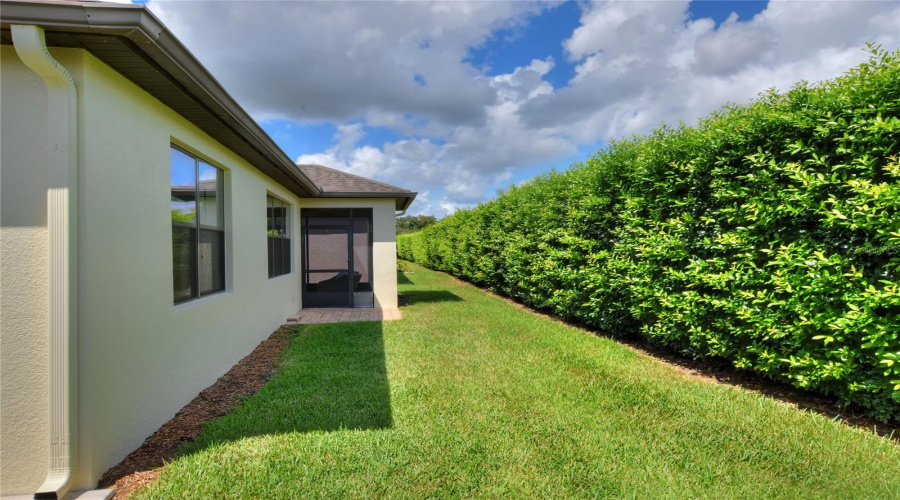 Davenport, Florida 33837, 3 Bedrooms Bedrooms, ,2 Bathroomsbathrooms,Residential,For Sale,Cadiz,Mfrs5122467