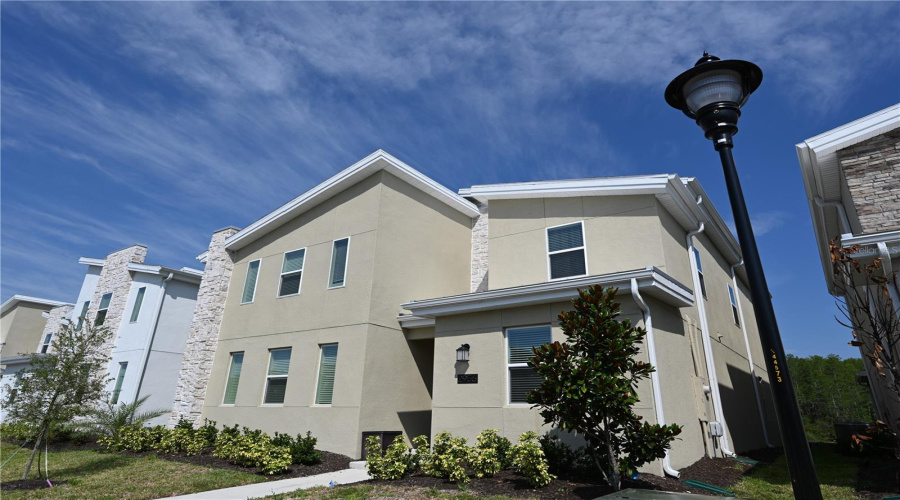 KISSIMMEE, Florida 34746, 8 Bedrooms Bedrooms, ,5 BathroomsBathrooms,Residential,For Sale,PENELOPE,0,MFRTB8355175