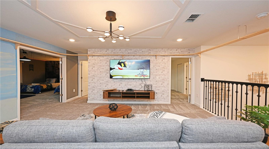 KISSIMMEE, Florida 34746, 8 Bedrooms Bedrooms, ,5 BathroomsBathrooms,Residential,For Sale,PENELOPE,0,MFRTB8355175