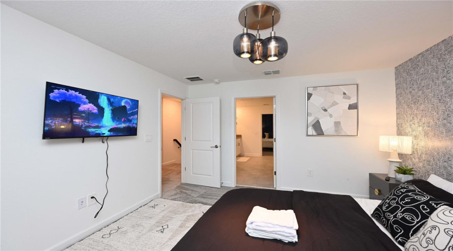 KISSIMMEE, Florida 34746, 8 Bedrooms Bedrooms, ,5 BathroomsBathrooms,Residential,For Sale,PENELOPE,0,MFRTB8355175