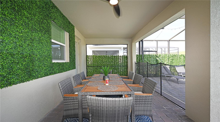 KISSIMMEE, Florida 34746, 8 Bedrooms Bedrooms, ,5 BathroomsBathrooms,Residential,For Sale,PENELOPE,0,MFRTB8355175