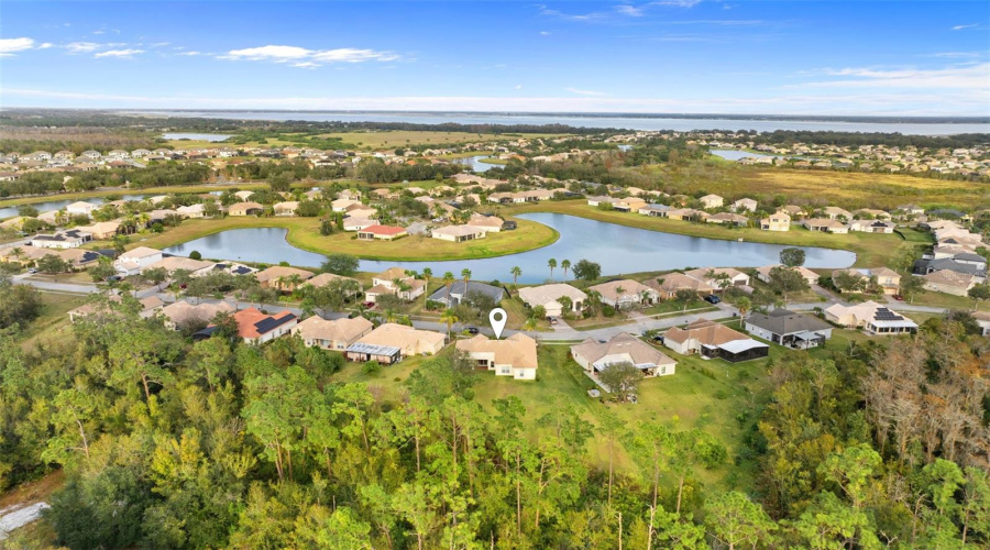 Kissimmee, Florida 34746, 4 Bedrooms Bedrooms, ,2 Bathroomsbathrooms,Residential,For Sale,Winding,Mfro6272933