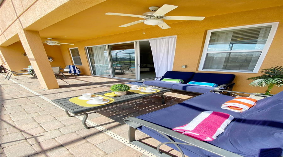 Kissimmee, Florida 34746, 8 Bedrooms Bedrooms, ,7 Bathroomsbathrooms,Residential,For Sale,Shiva,Mfrs5122571
