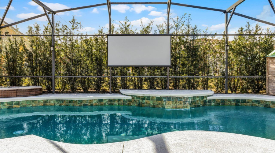 Screened-In Pool