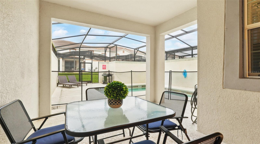 Davenport, Florida 33896, 4 Bedrooms Bedrooms, ,3 Bathroomsbathrooms,Residential,For Sale,Sandbagger,Mfro6289691