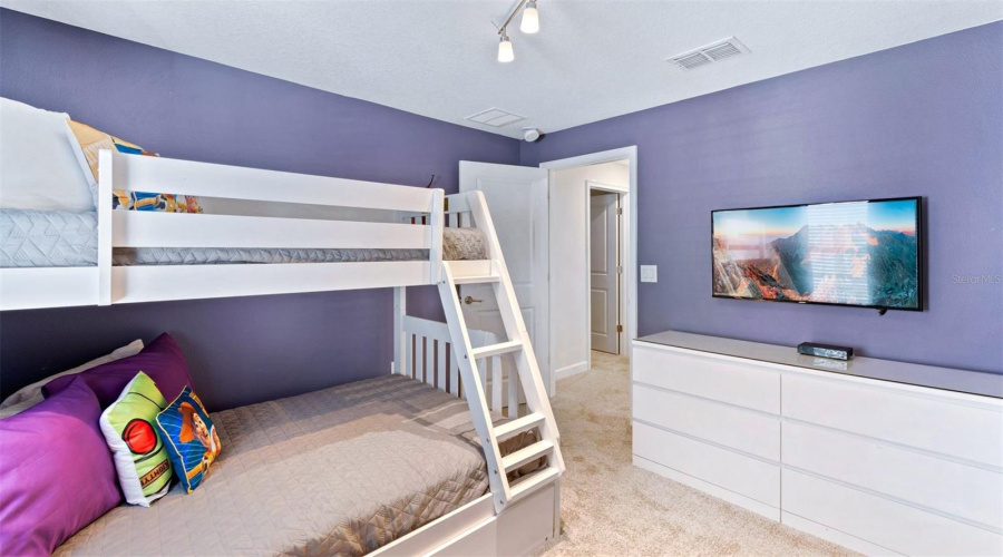 Davenport, Florida 33896, 5 Bedrooms Bedrooms, ,4 Bathroomsbathrooms,Residential,For Sale,Sandbagger,Mfro6289611
