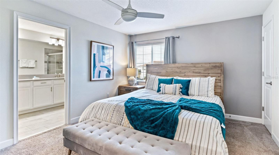 Davenport, Florida 33896, 5 Bedrooms Bedrooms, ,4 Bathroomsbathrooms,Residential,For Sale,Sandbagger,Mfro6289611
