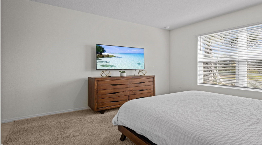 DAVENPORT, Florida 33837, 6 Bedrooms Bedrooms, ,5 BathroomsBathrooms,Residential,For Sale,OAK REFLECTION,0,MFRO6289357