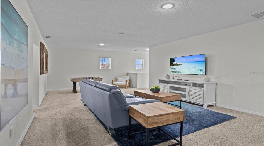 DAVENPORT, Florida 33837, 6 Bedrooms Bedrooms, ,5 BathroomsBathrooms,Residential,For Sale,OAK REFLECTION,0,MFRO6289357
