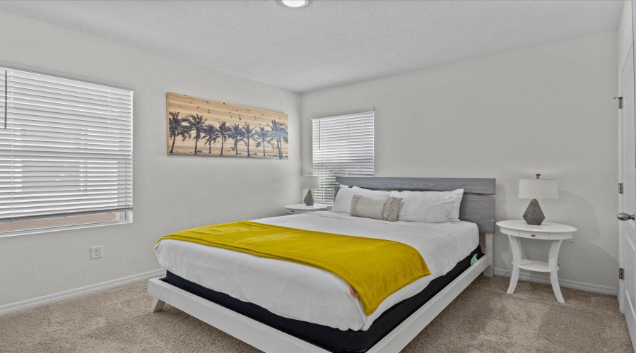 DAVENPORT, Florida 33837, 6 Bedrooms Bedrooms, ,5 BathroomsBathrooms,Residential,For Sale,OAK REFLECTION,0,MFRO6289357