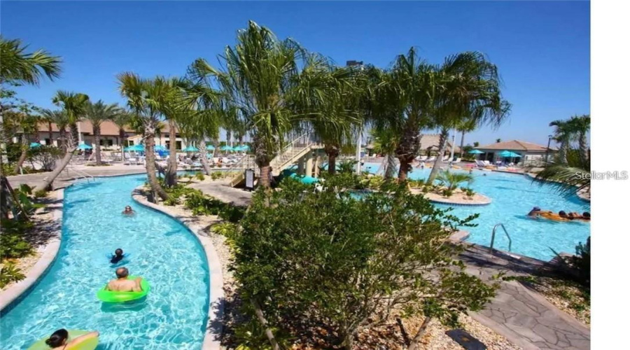 Davenport, Florida 33896, 6 Bedrooms Bedrooms, ,6 Bathroomsbathrooms,Residential,For Sale,Moon Valley,Mfro6289988