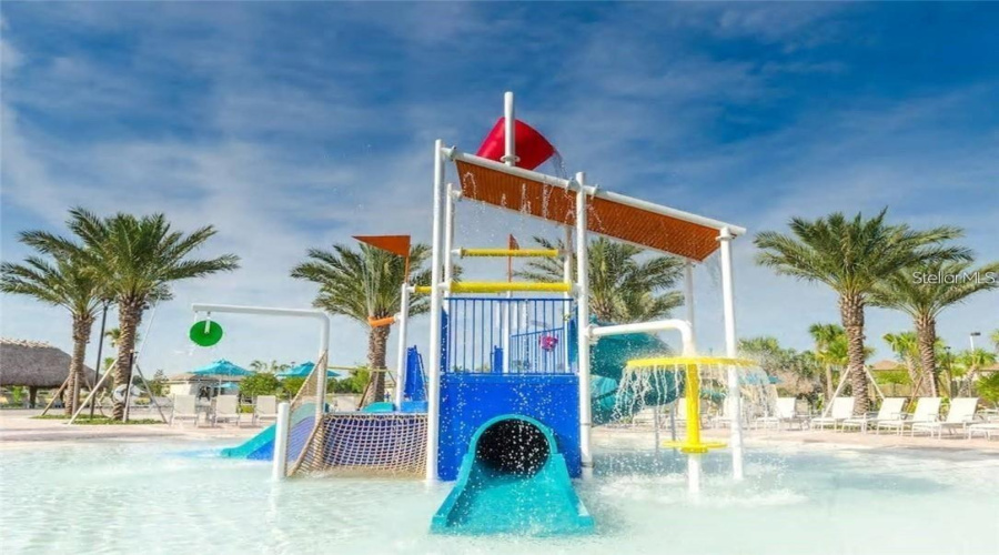 Davenport, Florida 33896, 6 Bedrooms Bedrooms, ,6 Bathroomsbathrooms,Residential,For Sale,Moon Valley,Mfro6289988