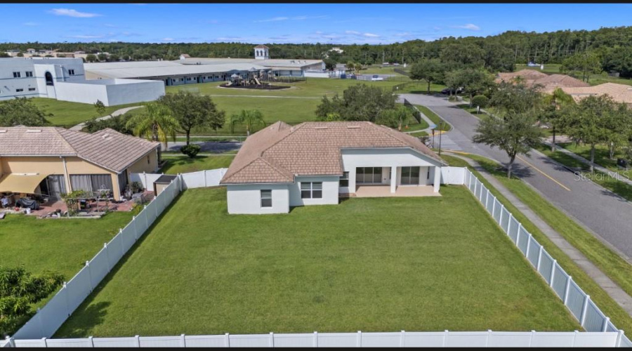 Kissimmee, Florida 34746, 4 Bedrooms Bedrooms, ,2 Bathroomsbathrooms,Residential,For Sale,Weatherfield,Mfrw7873463