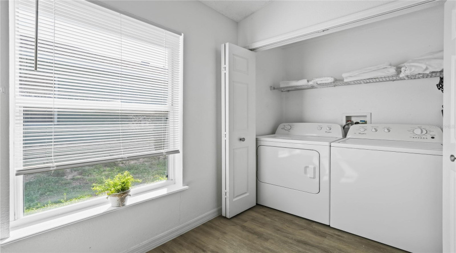 Davenport, Florida 33897, 3 Bedrooms Bedrooms, ,2 Bathroomsbathrooms,Residential,For Sale,Keswick,Mfrl4951456