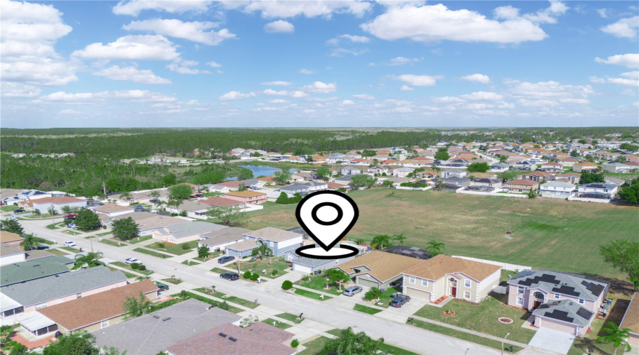Davenport, Florida 33897, 3 Bedrooms Bedrooms, ,2 Bathroomsbathrooms,Residential,For Sale,Keswick,Mfrl4951456