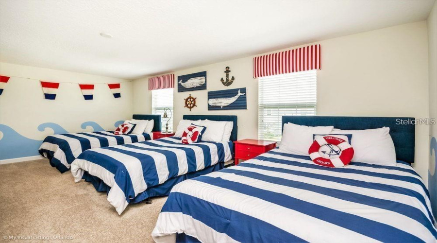 DAVENPORT, Florida 33896, 8 Bedrooms Bedrooms, ,5 BathroomsBathrooms,Residential,For Sale,OBSERVER,0,MFRO6289980