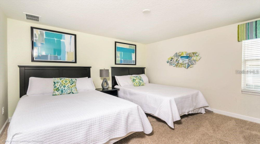 DAVENPORT, Florida 33896, 8 Bedrooms Bedrooms, ,5 BathroomsBathrooms,Residential,For Sale,OBSERVER,0,MFRO6289980