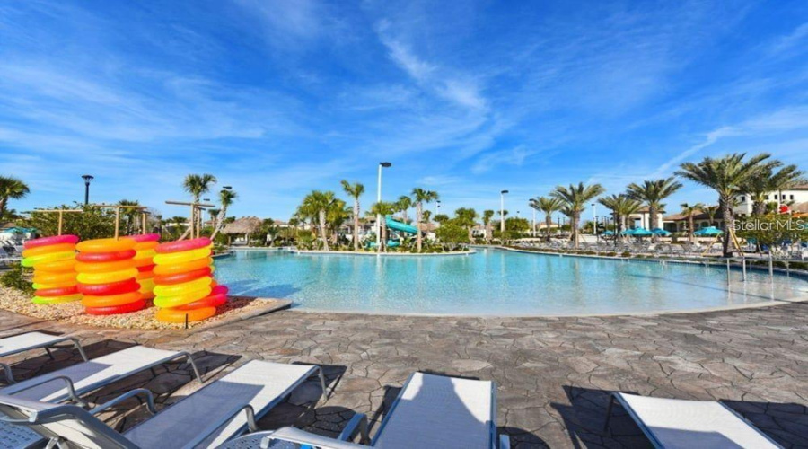 DAVENPORT, Florida 33896, 8 Bedrooms Bedrooms, ,5 BathroomsBathrooms,Residential,For Sale,OBSERVER,0,MFRO6289980