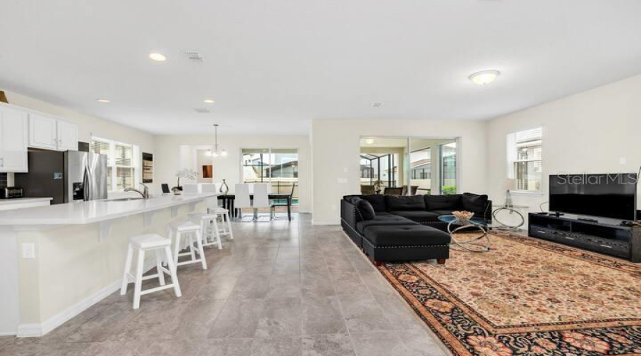 Kissimmee, Florida 34747, 6 Bedrooms Bedrooms, ,4 Bathroomsbathrooms,Residential,For Sale,Flamingo Key,Mfro6289623
