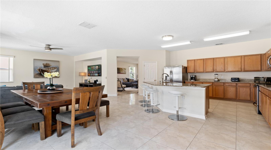 Davenport, Florida 33896, 4 Bedrooms Bedrooms, ,3 Bathroomsbathrooms,Residential,For Sale,Sand Ridge,Mfro6289296