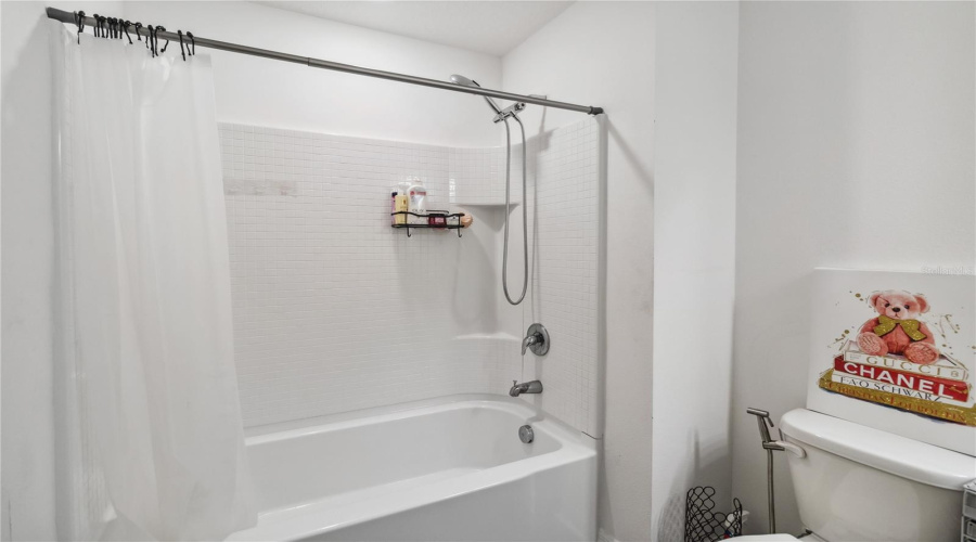 DAVENPORT, Florida 33837, 3 Bedrooms Bedrooms, ,2 BathroomsBathrooms,Residential,For Sale,GRANDIN,0,MFRS5122674