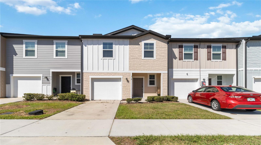 DAVENPORT, Florida 33837, 3 Bedrooms Bedrooms, ,2 BathroomsBathrooms,Residential,For Sale,GRANDIN,0,MFRS5122674