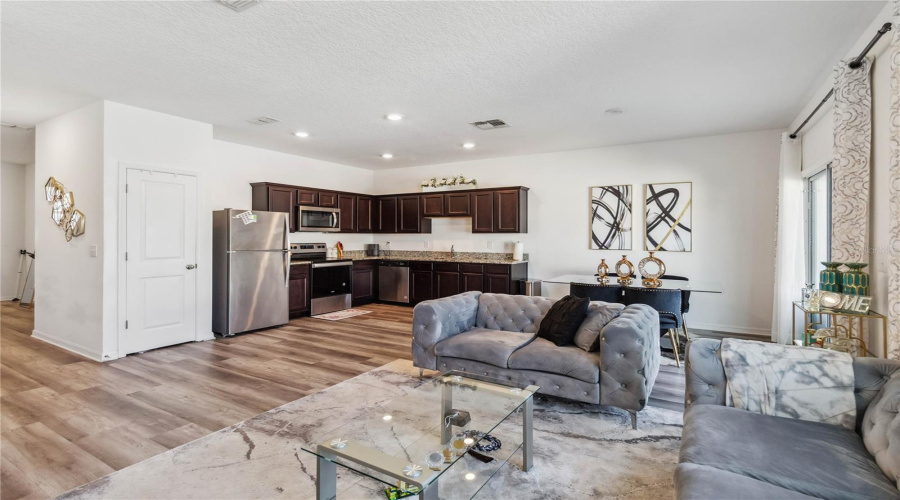 DAVENPORT, Florida 33837, 3 Bedrooms Bedrooms, ,2 BathroomsBathrooms,Residential,For Sale,GRANDIN,0,MFRS5122674