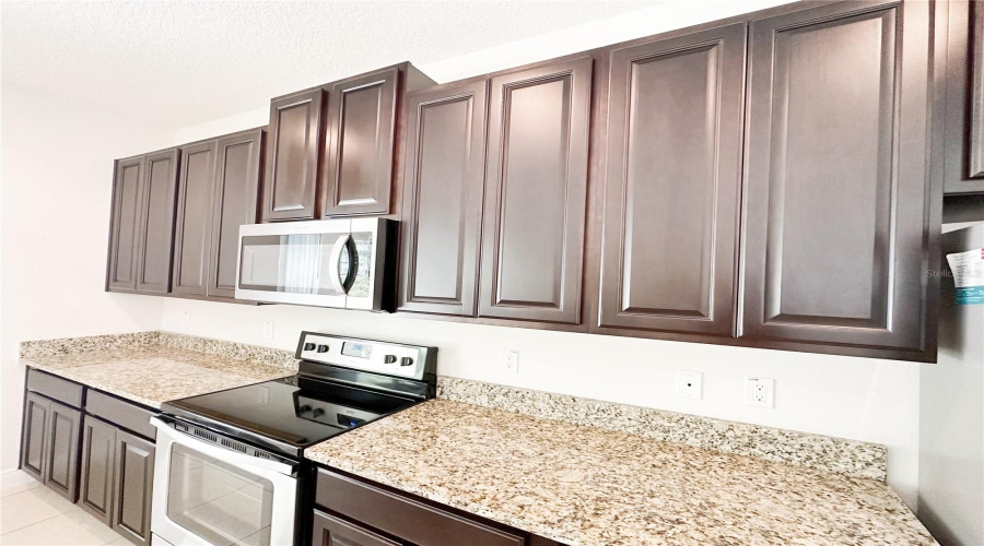 Kissimmee, Florida 34747, 6 Bedrooms Bedrooms, ,6 Bathroomsbathrooms,Residential,For Sale,Marker,Mfro6289599