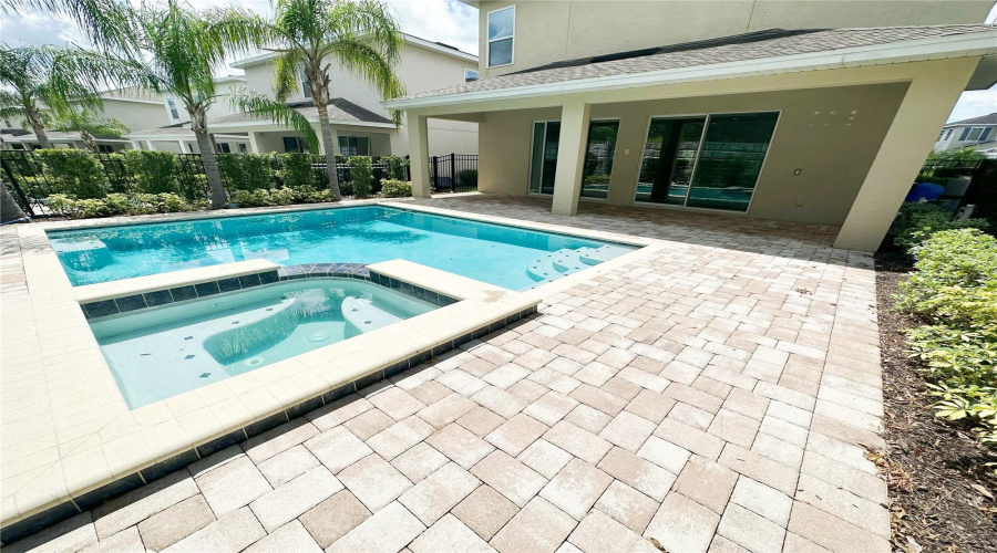 Kissimmee, Florida 34747, 6 Bedrooms Bedrooms, ,6 Bathroomsbathrooms,Residential,For Sale,Marker,Mfro6289599