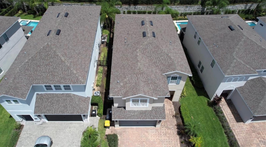 Kissimmee, Florida 34747, 6 Bedrooms Bedrooms, ,6 Bathroomsbathrooms,Residential,For Sale,Marker,Mfro6289599