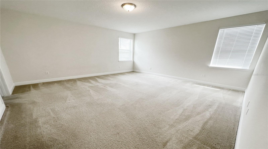 Kissimmee, Florida 34747, 6 Bedrooms Bedrooms, ,6 Bathroomsbathrooms,Residential,For Sale,Marker,Mfro6289599