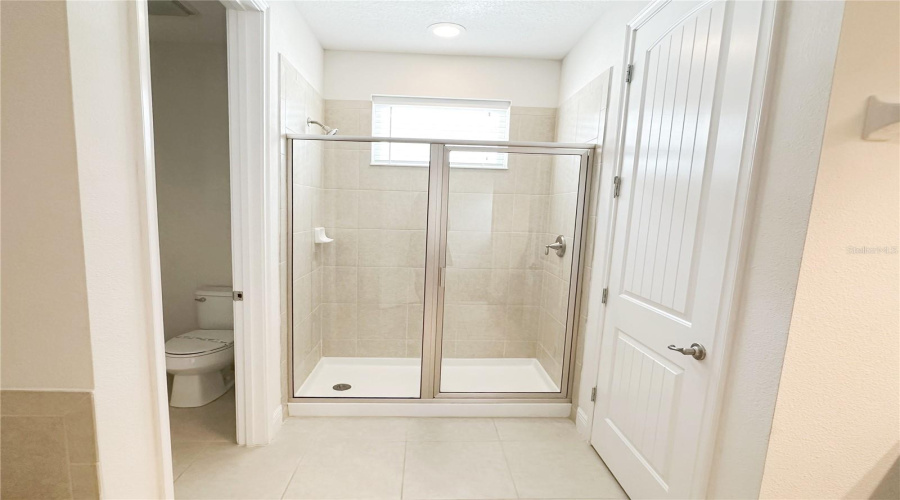 Kissimmee, Florida 34747, 6 Bedrooms Bedrooms, ,6 Bathroomsbathrooms,Residential,For Sale,Marker,Mfro6289599
